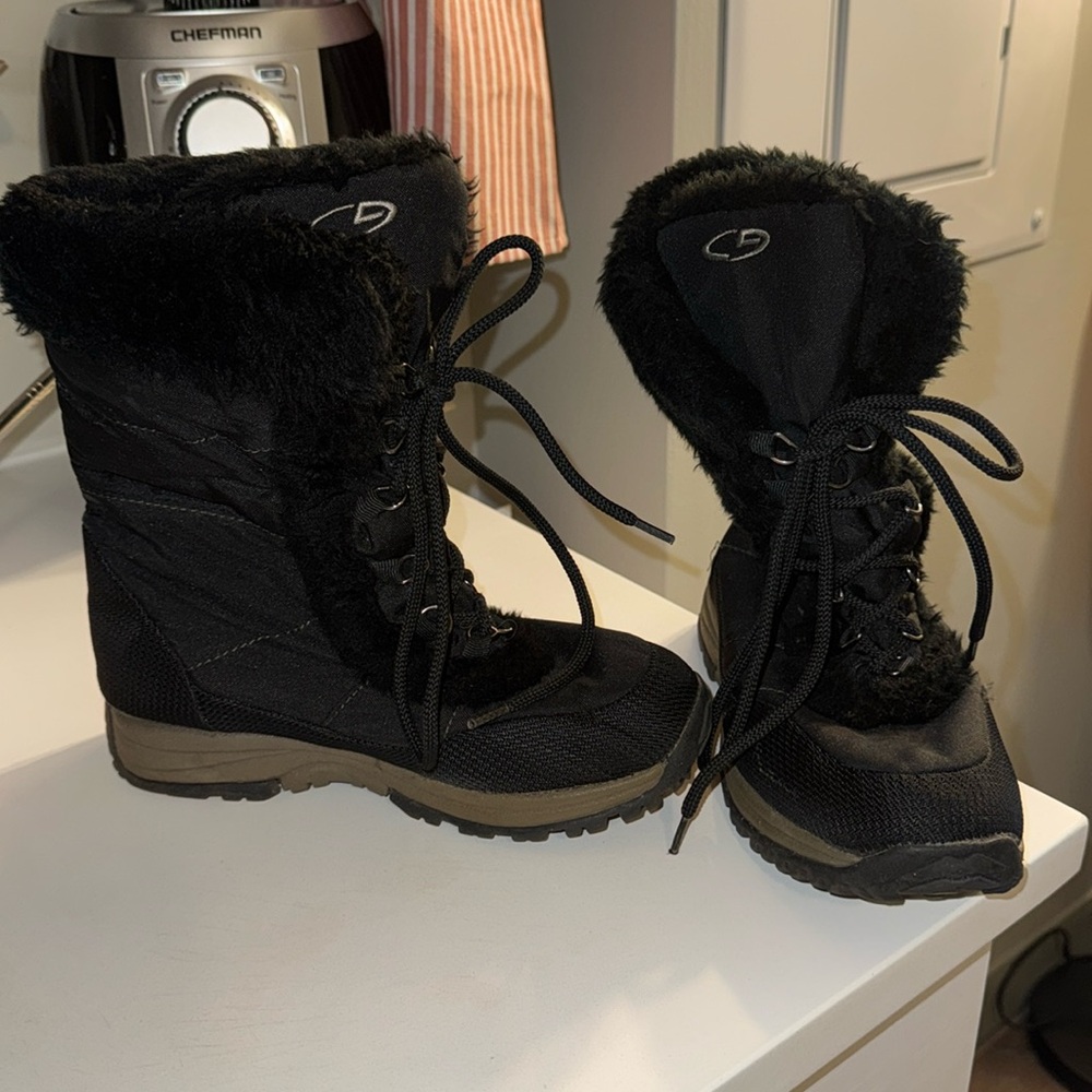 Thermolite snow boots